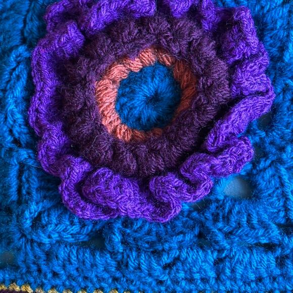 Handmade Crochet Granny Square Art Panel Fiber Art 32x32 Floral 3D Applique Yarn - Picture 4 of 7